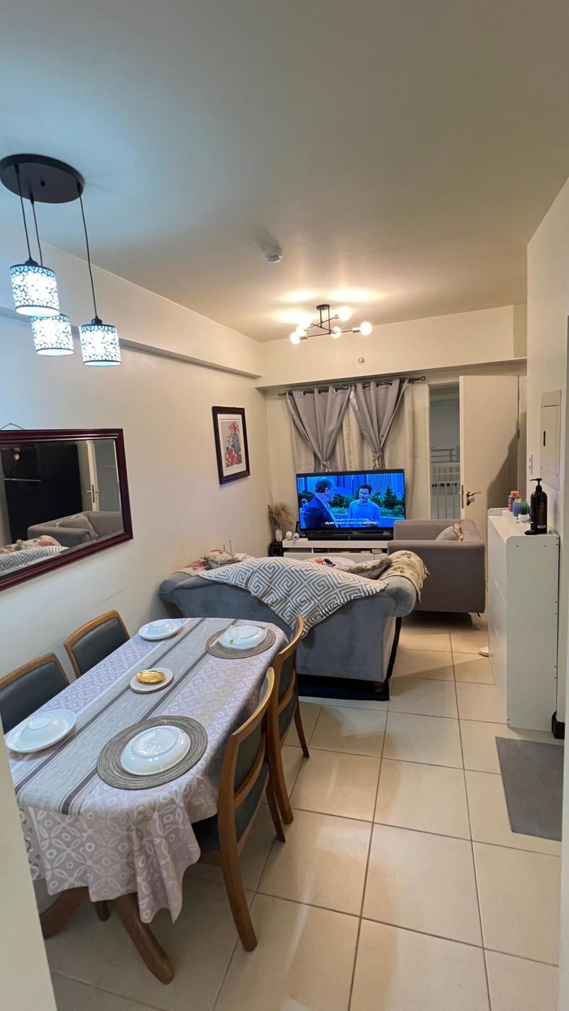 Brixton Place, Weston Tower Манила Экстерьер фото